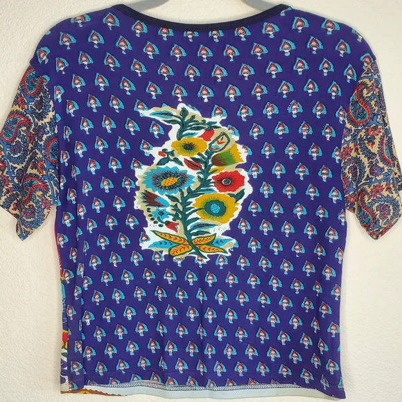 Colorful Crop Tee with Beadwork - Picture 8 of 10